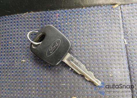 2004 Ford Focus Zx5 from USA, damaged, VIN 3FAHP30574R113712